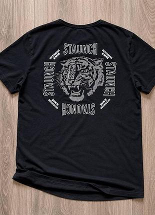 Футболка "staunch" чорна з тигром
