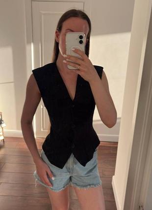 Приталений жилет з інтерлоку zara, s 🔥