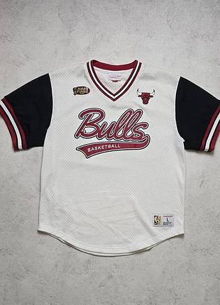 Баскетбольна футболка mitchell &amp; ness chicago bulls 1996 nba finals mesh v-neck shirt