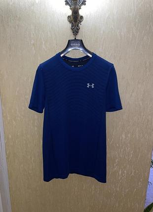 Футболка under armour