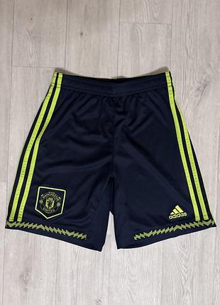 Класні спортивні шорти adidas оригінал р.152