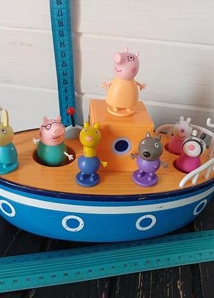 Кораблик свинка пеппа з фігурками peppa pig