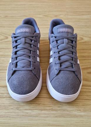 Кросівки adidas 40 розмір (стелька 25см) original