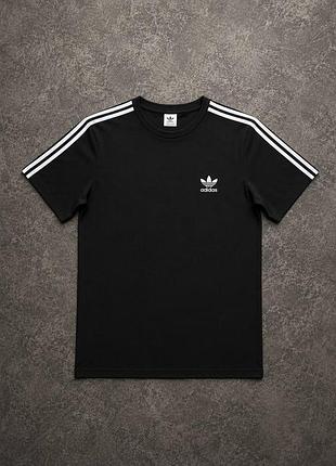 Футболка  adidas