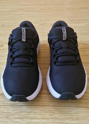 Кросівки жіночі under armour charged surge 4 розмір 41 (стелька 26см) original