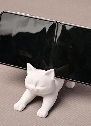 «котик-лежебока» — підставка для смартфона
