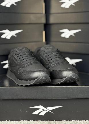 Reebok classic leather all black 2