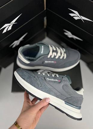 Reebok classic dark grey white