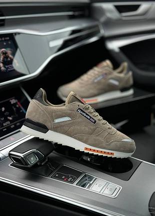 Reebok classic m sand