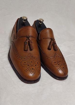 Кожанные тассел лоферы jones bootmaker размер 42,5.