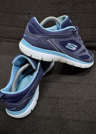 Кросівки жіночі skechers