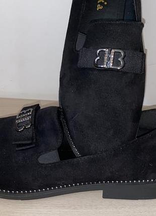 Продам жіноче взуття