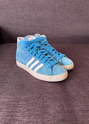 Блакитні високі кросівки adidas