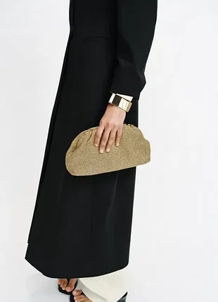 Золотистая сумка клатч zara
