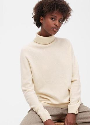 Вовняний гольф водолазка светр з высоким коміром uniqlo