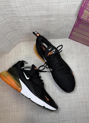 Оригінальні кросівки nike  270 в сітку