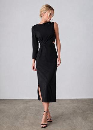 Класична чорна сукня плаття з вирізом zara