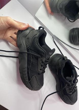Кросівки adidas