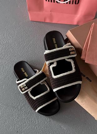 Босоніжки жіночі miu women's miu crochet knit slides brown