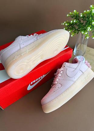 Стильні жіночі кросівки nocta x nike air force 1 "love you forever" pink foam