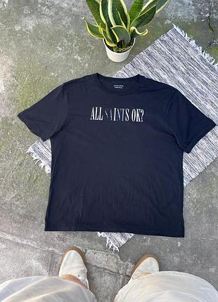 Вінтажна чорна базова футболка allsaints з великим логотипом на грудях в потертому стилі