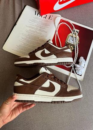 Стильні жіночі кросівки nike sb dunk baroque carving year of horse