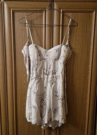 Легкий летний комбинезон pull &amp; bear в цветочный принт, s