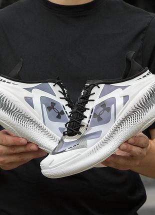 Under armour echo white black 3