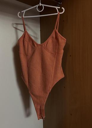Боді prettylittlething xs