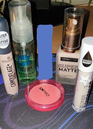 Продам косметику одним лотом* (essence, makeup revolution/relove, ln pro)