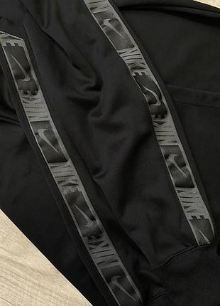 Худі від nike 4