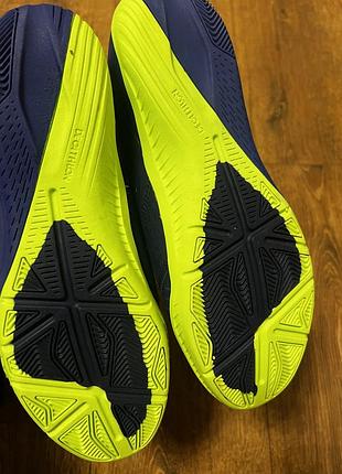 Кросівки decathlon 6