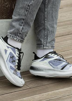 Under armour echo white black 5