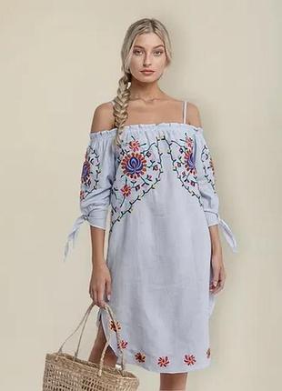 Чарівна сукня блакитна вишиванка zara