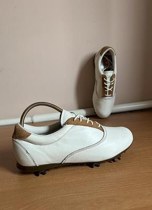 Жіночі гольф-кросівки adidas adiclassic  38 розмір