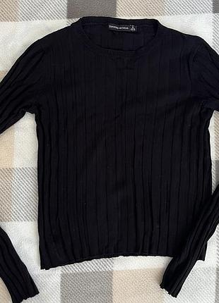 Чорний жіночий лонгслив bershka