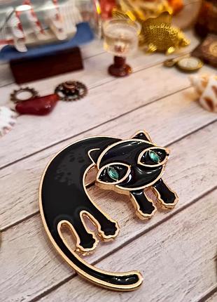 🔺🐱🖤 кумедна брошка "чорна кішечка з зеленими очима" чорна емаль котик кошеня брошка