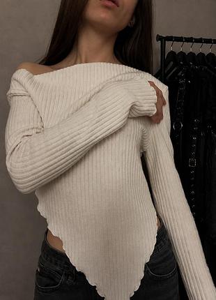 Дуже приємна кофтинка асиметрична світла y2k coquette жіноча shein