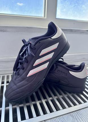 Футбольні сороконіжки , бутси adidas 38 розмір