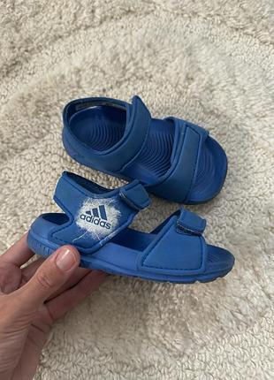 Босоніжки, сандалі adidas