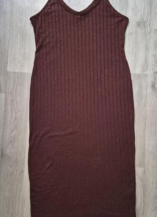 Длинное трикотажное платье макси в рубчик на бретелях shein curve (4xl / батал)