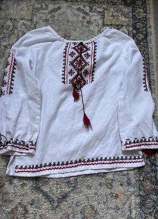 Вишиванка на дівчинку