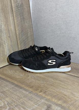 Кросівки skechers 39/25,5см