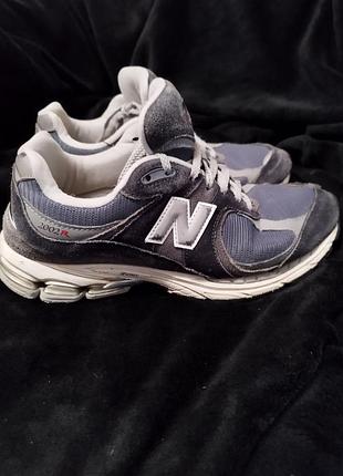 Оригінал new balance 2002r