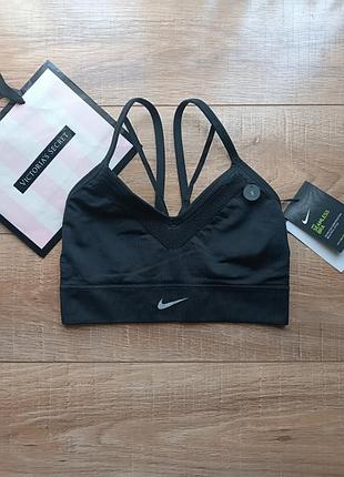 Топ nike , чорний топ для спорту