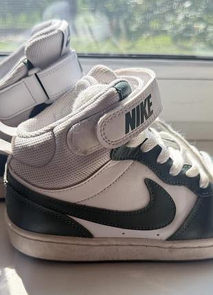 Кеди nike court borough mid2,в розмірі 36
