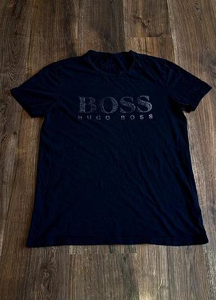 Мужская уникальная футболка hugo boss с большим лого оригинал