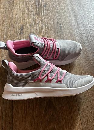 Жіночі кросівки adidas cloudfoam 37⅓ р. сіро- рожеві