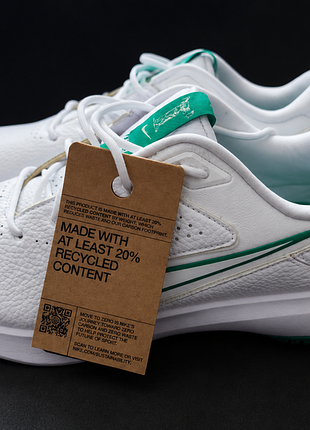 Nike новые с оригинальной биркой модель: dv6800-103
размер: eu 44.5 / us 10.5 / 28,5 см
белый с зелеными элементами
страна производства – вьетнам