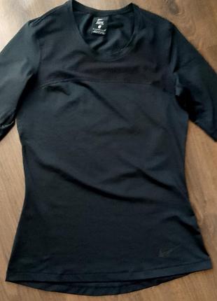 Футболка жіноча nike pro hypercool